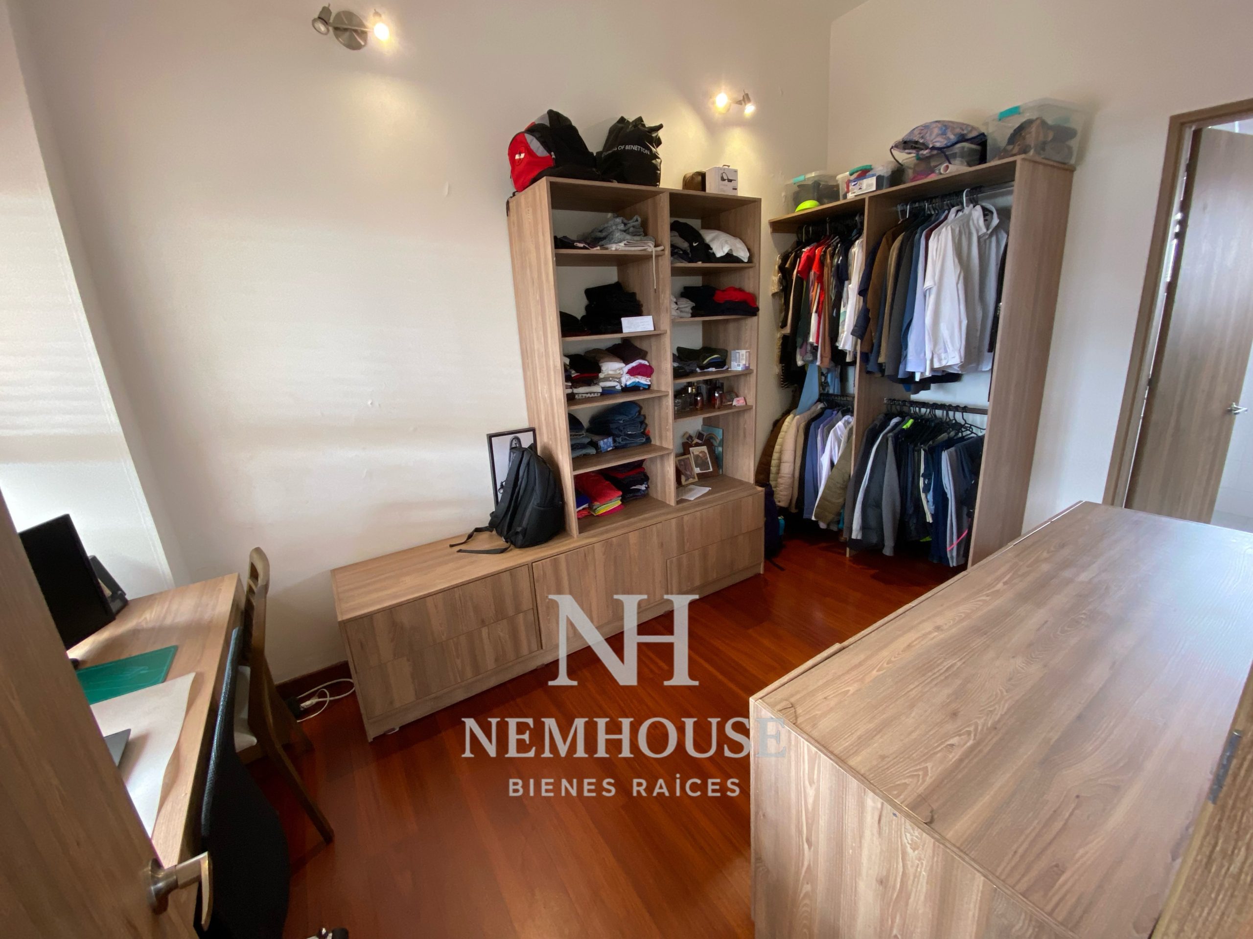 3F995D5A-F04D-432B-AA19-867AD089ED95