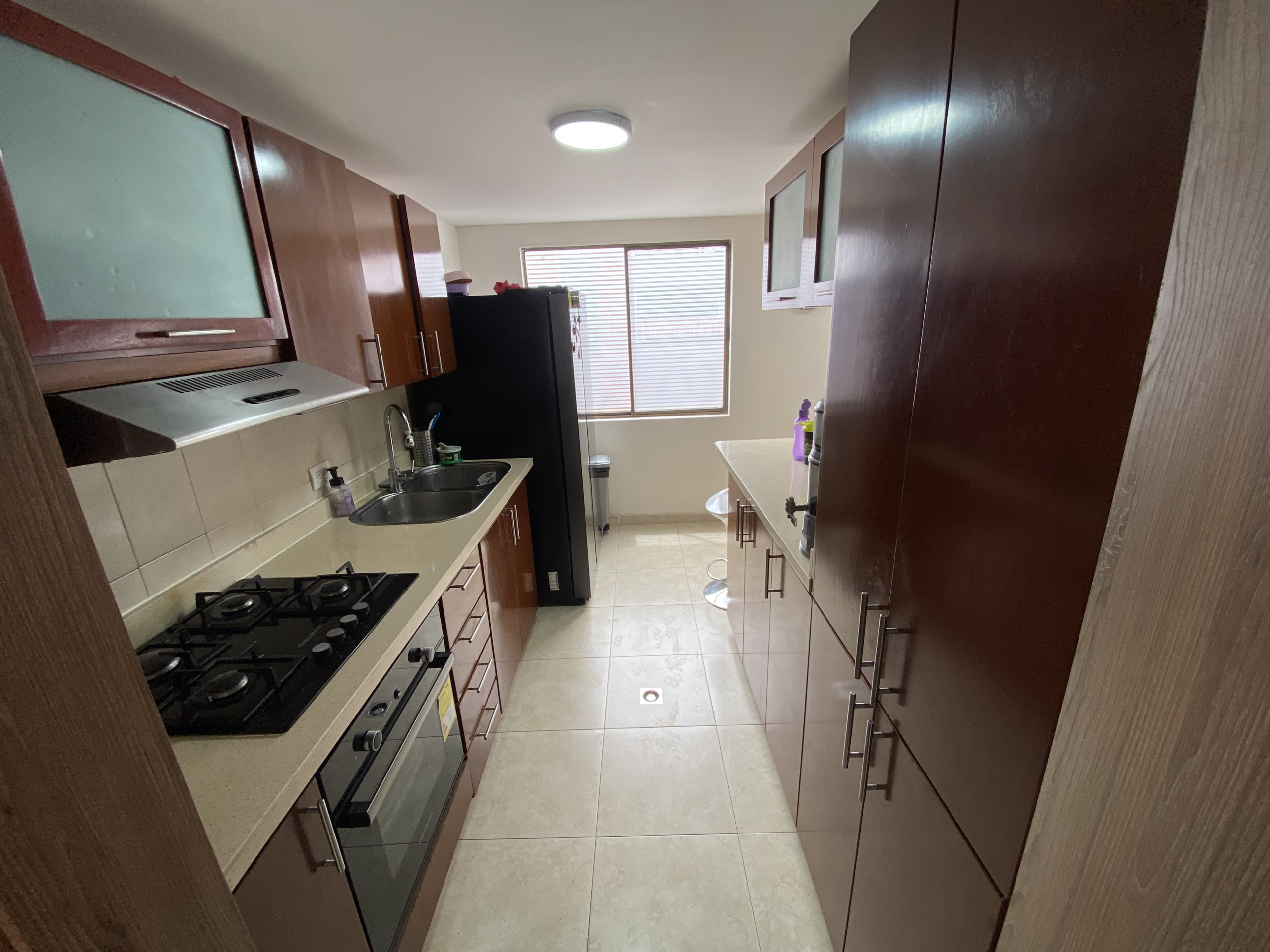 5AA56DBB-C8F6-44FD-B278-253E1883A29B