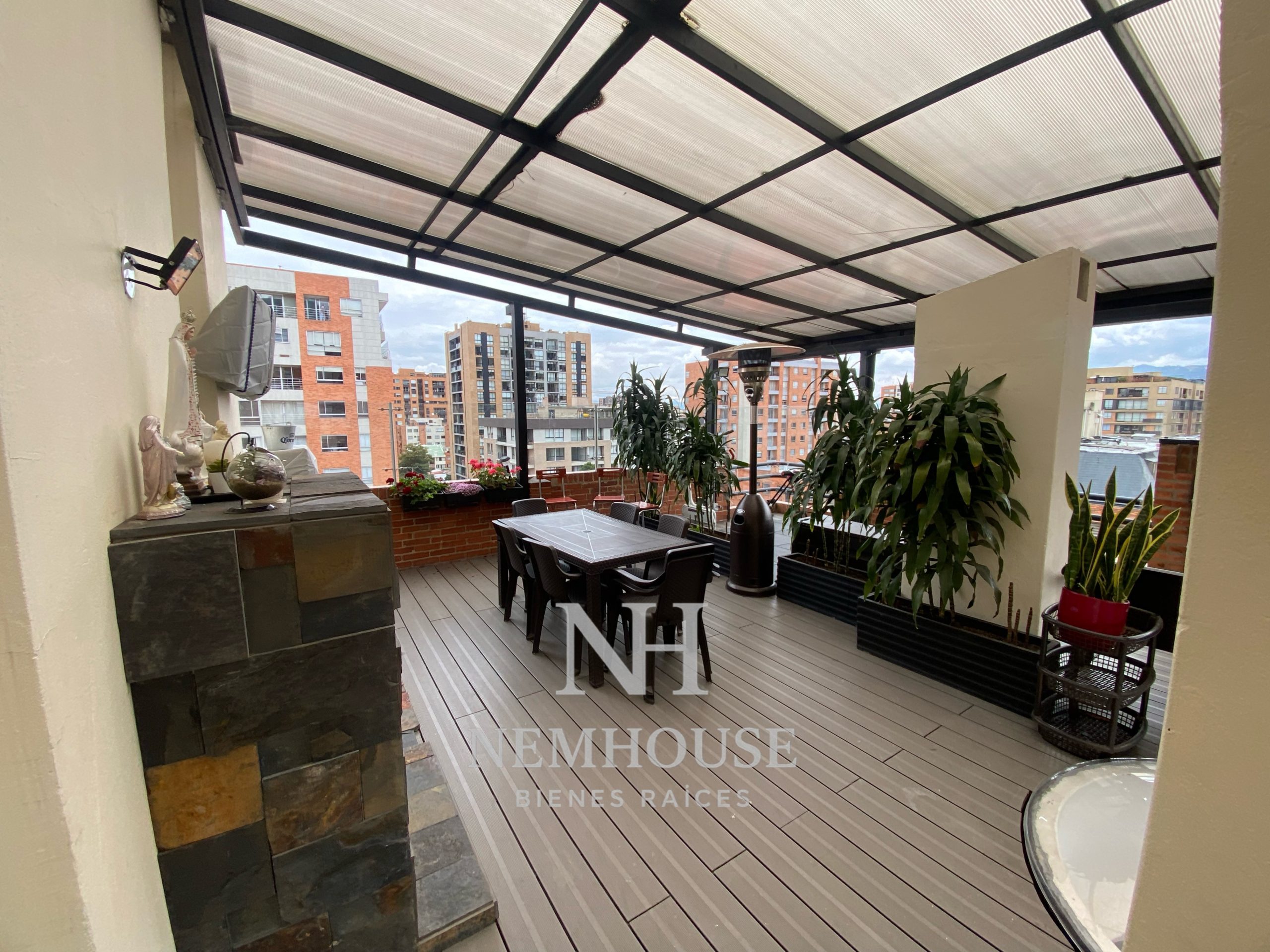 A2B2DD52-7E95-4E70-8D9A-E9F71D26DE48