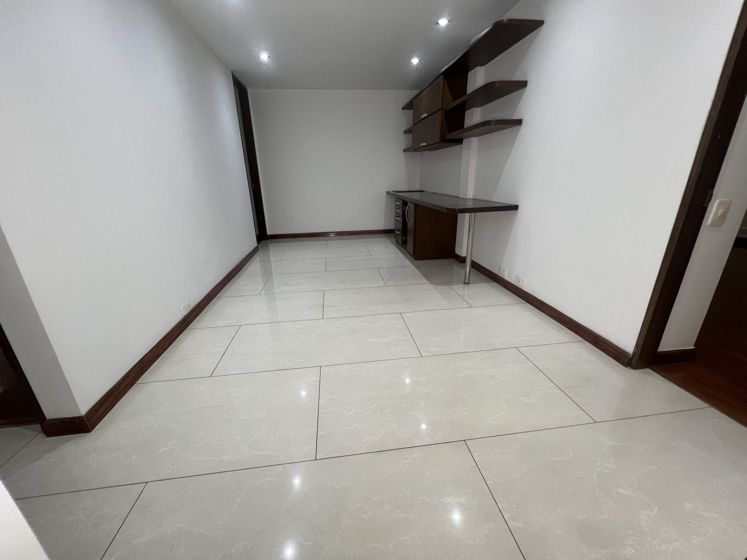 02995B1C-249D-4039-9A2D-032AA0EB4D90