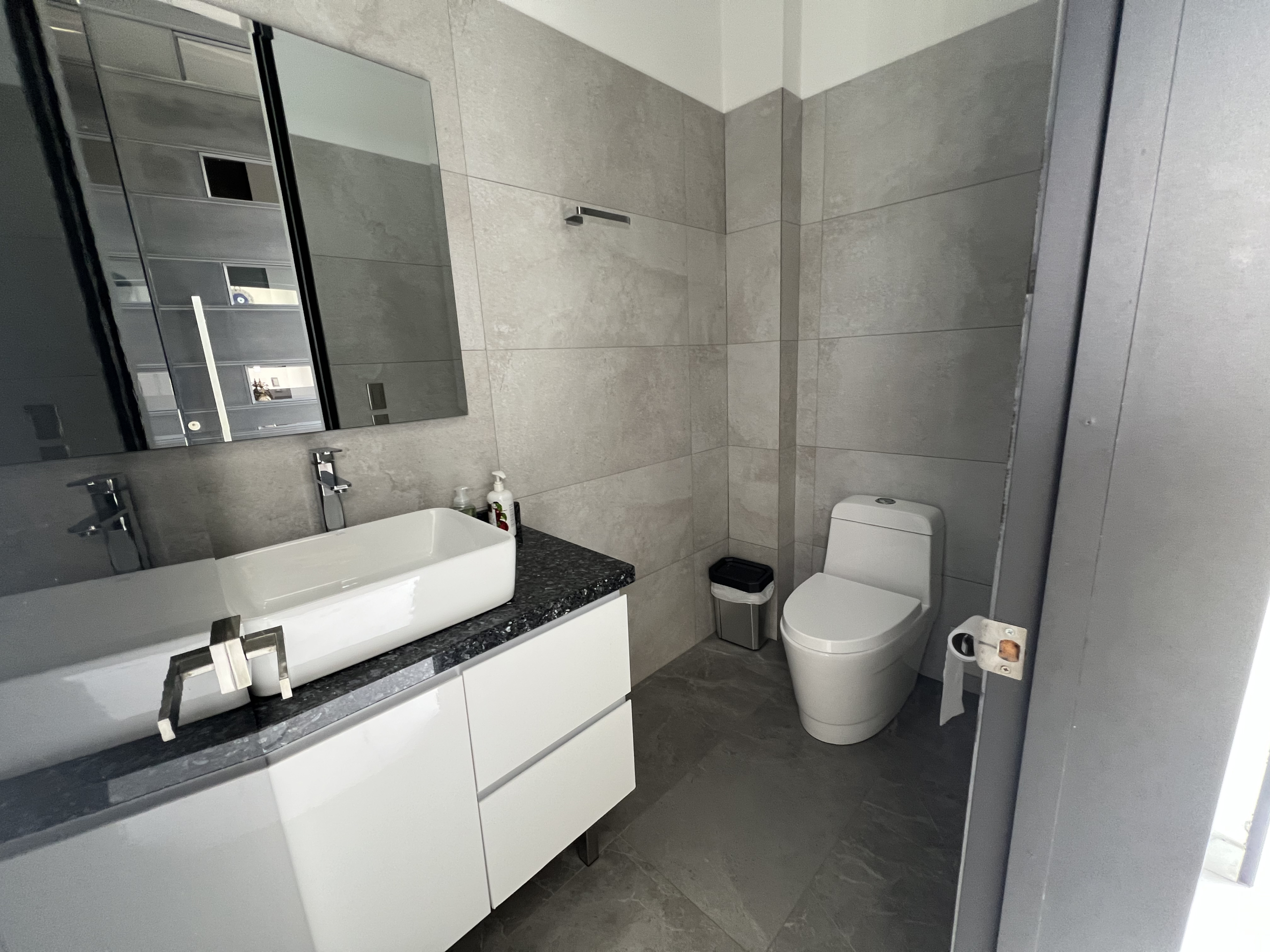 104AA053-079E-4125-BDAB-066F8BE2FF0F