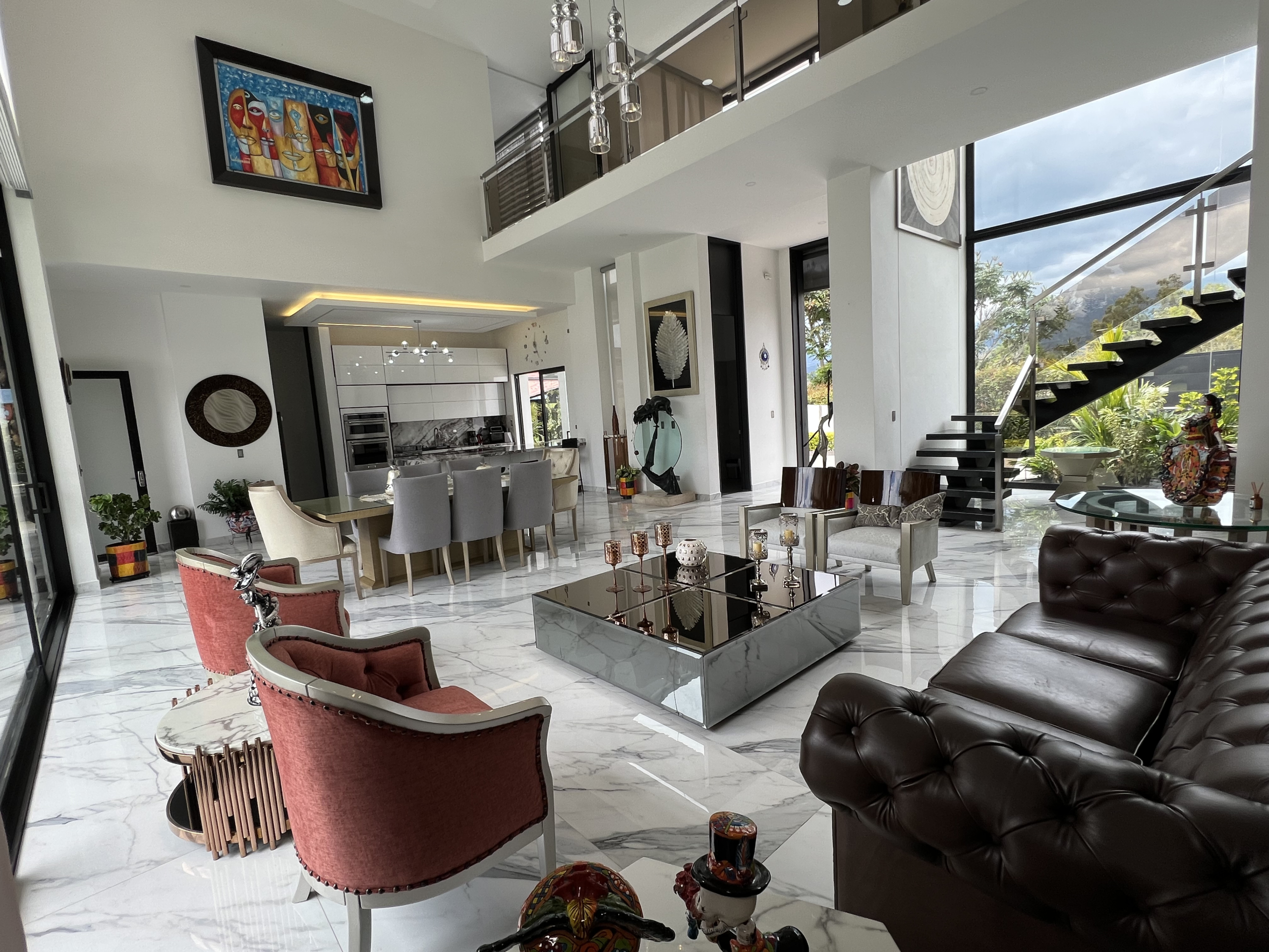 1482FB4D-0509-4A30-8986-5DC673CB64E7