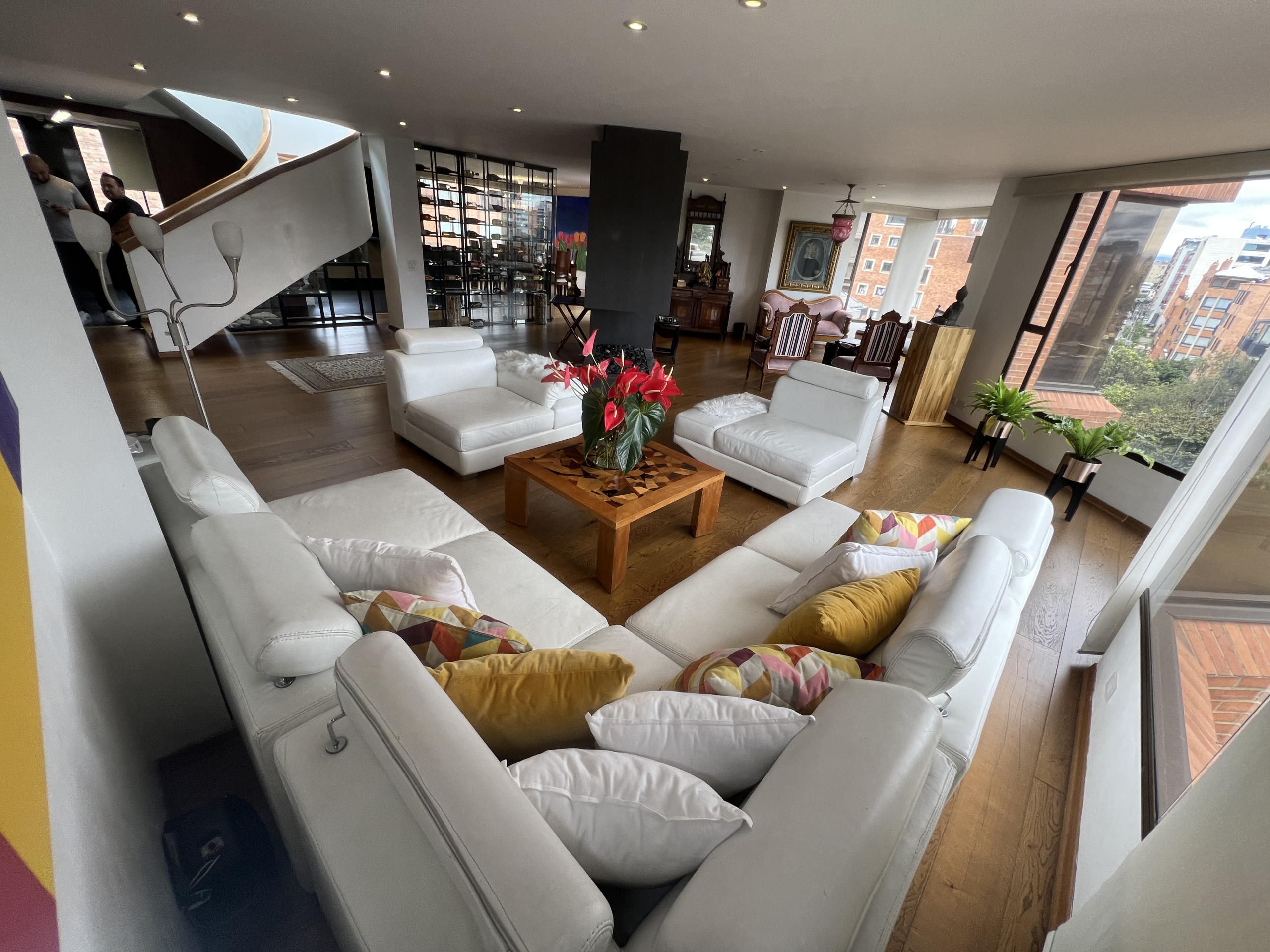 272E9C8C-4189-4FE9-A2CA-6BEE114EB39F