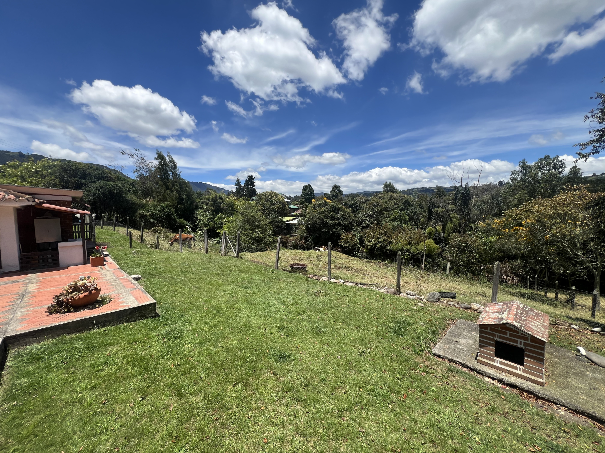 57017BD7-55F2-4EFF-9EE1-93256643CEEA