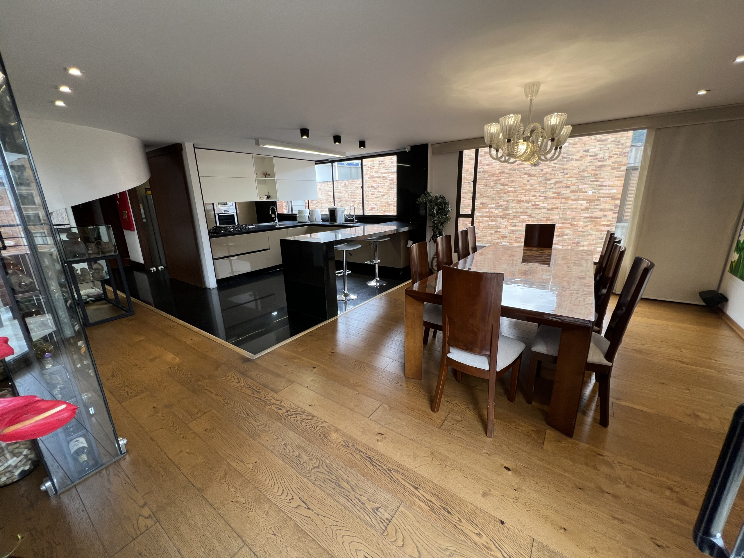 5CCEAE24-ABD9-4576-86A1-390E57A6AB33