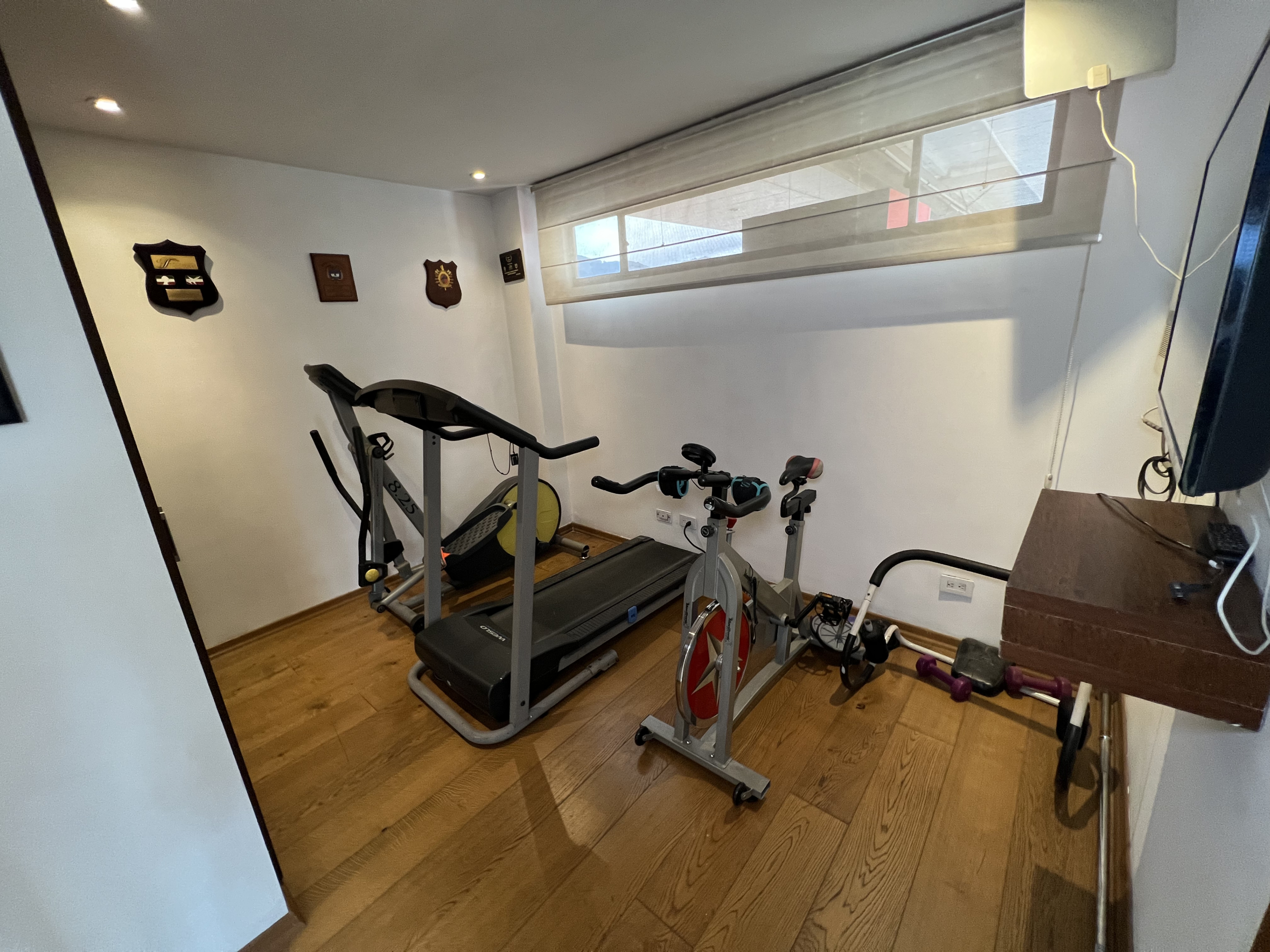 870A9429-8813-4C68-8416-357BFD604E29