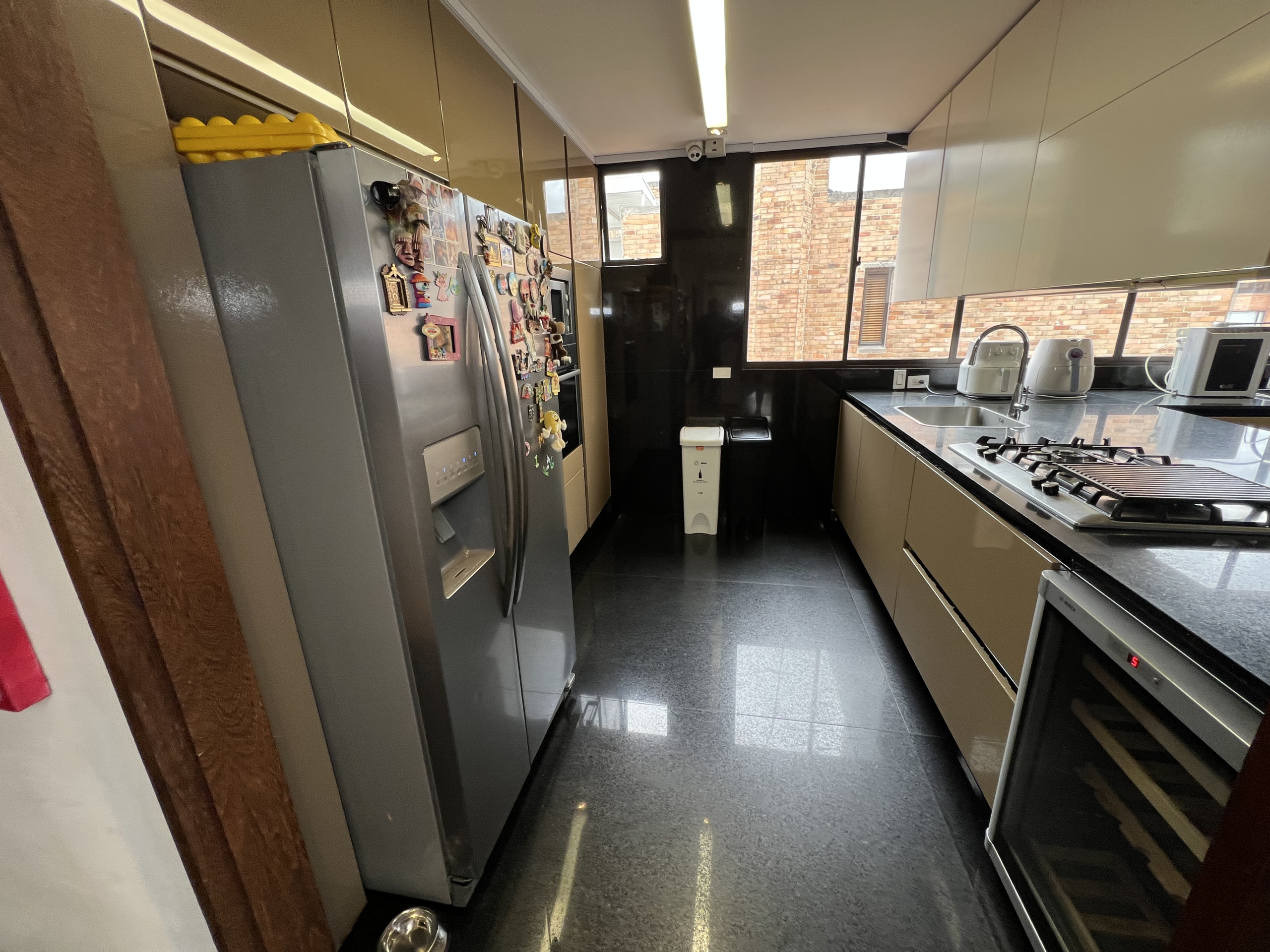 F369DC37-3518-4FD9-9080-88605E22AF0E